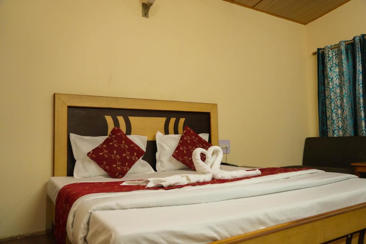 Hotel Grass Land Manāli Dış mekan fotoğraf