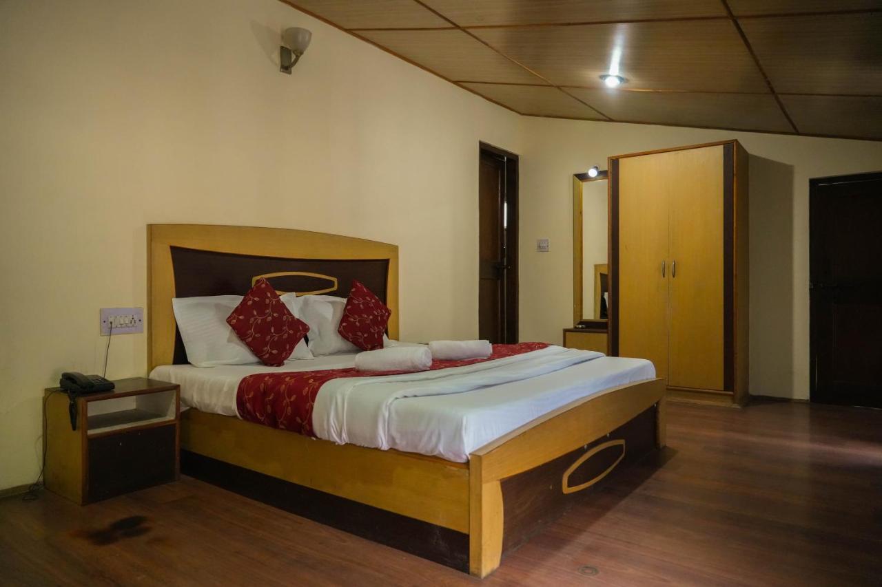 Hotel Grass Land Manāli Dış mekan fotoğraf